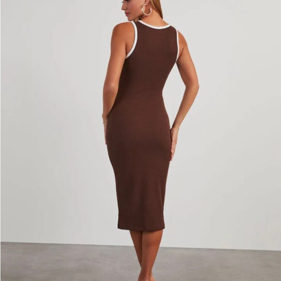 Cici Scoop Neck Bodycon Midi Dress - Picture 2 of 2